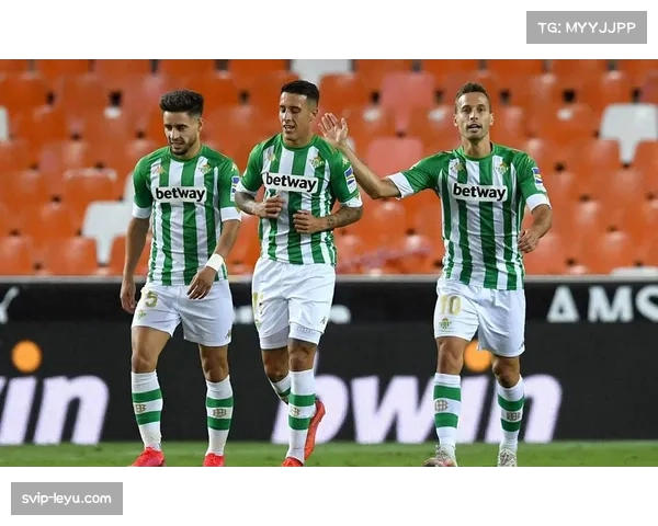 贝蒂斯与塞尔塔上演进球大战 双方防守漏洞频频出现